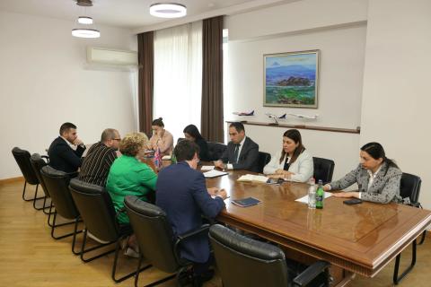 ՀՀ ՏԿԵ նախարար Դավիթ Խուդաթյանն ընդունել է ՀՀ-ում Միացյալ Թագավորության արտակարգ և լիազոր դեսպանին