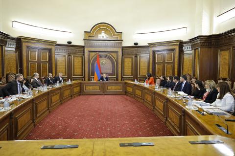 ՀՀ վարչապետի գլխավորությամբ քննարկվել են Հայաստանի միգրացիոն կառավարման համակարգի վերափոխման հիմնական ուղղությունները