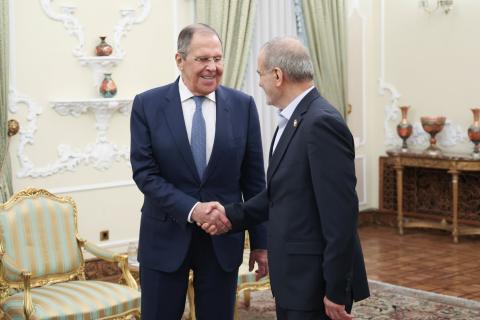 Փեզեշքիանը Լավրովի հետ հանդիպմանն Իրան-Ռուսաստան ավելի սերտ համագործակցության կոչ է արել