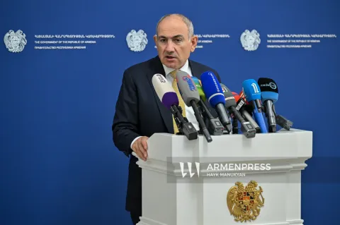 Մեր պատմության մեջ առաջին անգամն է, որ մետրոպոլիան մեզ անուղղակի կերպով ասում է՝ ձեզ կհեռացնենք մեզնից. Փաշինյանը՝ ԵԱՏՄ զեկույցի մասին