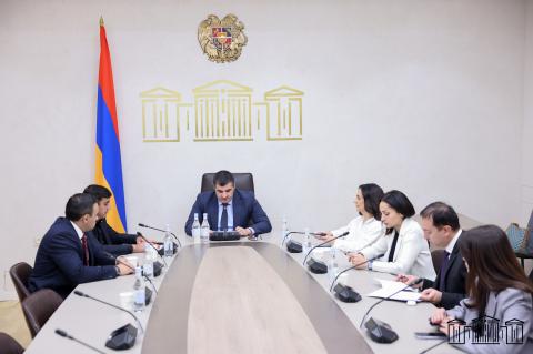 Եկեղեցում առաջացած ճգնաժամն ուսումնասիրող ԱԺ քննիչ հանձնաժողովը հաստատել է իր աշխատակարգը