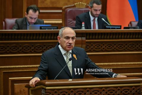 Վարչապետի տեղեկություններով՝ Մեղրիի երկաթգծի գործով անցնում էին նախկին բարձրաստիճան պաշտոնյաներ