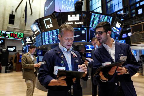 US stocks up - 28-10-26