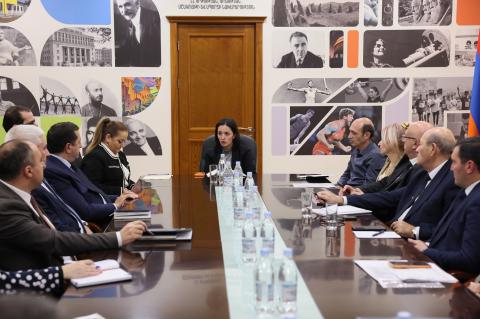 ՀՀ ԿԳՄՍ նախարարը ռեկտորների հետ քննարկել է բարձրագույն կրթության ոլորտի բարեփոխումները