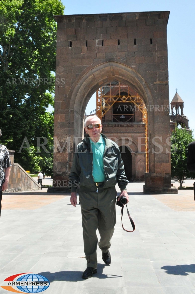 Charles Aznavour visited Mother See of Holy Etchmiadzin