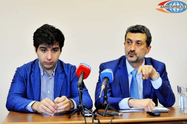 Sergey Smbatyan, Aram Sukiasyan