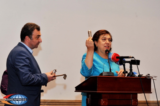Hranush Hakobyan, Karen Aristakesyan