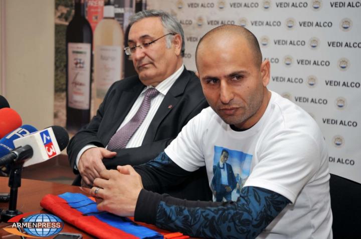Edik Minasyan, Srapion Gevorgyan