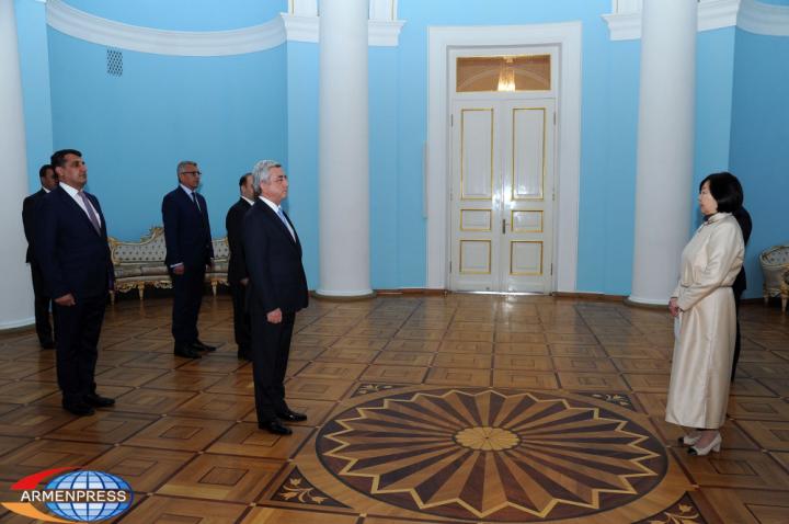 Serzh Sargsyan,Banzragch Delgermaa