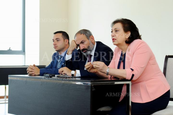 Mkhitar Hayrapetyan, Nikol Pashinyan, Hranush Hakobyan
