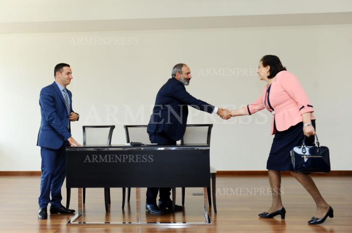Mkhitar Hayrapetyan, Nikol Pashinyan, Hranush Hakobyan