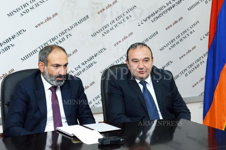 Nikol Pashinyan, Levon Mkrtchyan