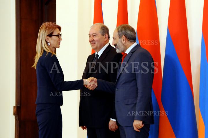 Մանե Թանդիլյան, Արմեն Սարգսյան, Նիկոլ Փաշինյան