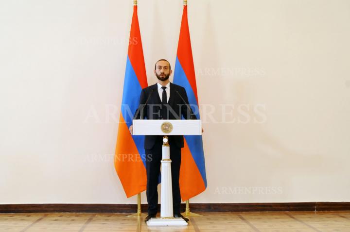 Արարատ Միրզոյան