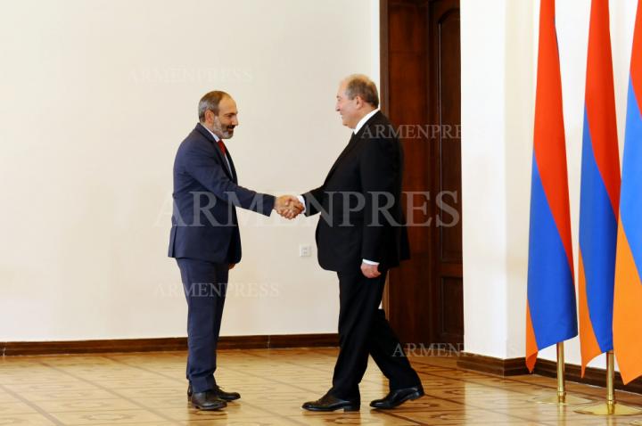 Նիկոլ Փաշինյան, Արմեն Սարգսյան