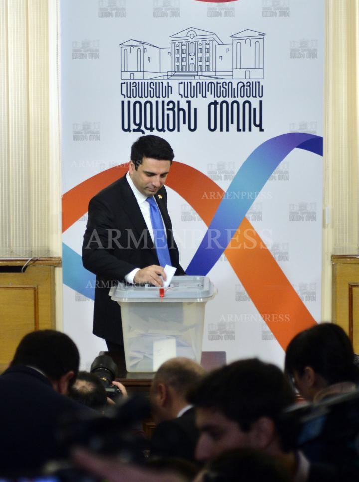 Ալեն Սիմոնյան