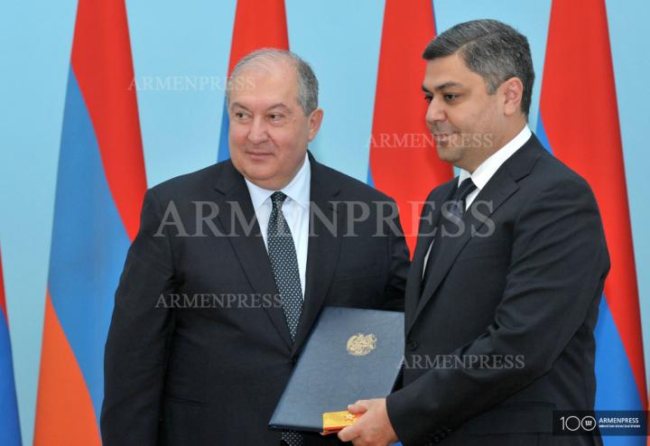 Armen Sarkissian, Artur Vanetsyan