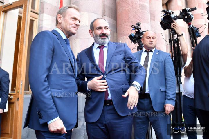 Դոնալդ Տուսկ, Նիկոլ Փաշինյան