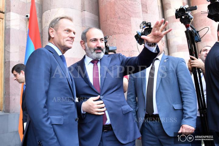 Դոնալդ Տուսկ, Նիկոլ Փաշինյան