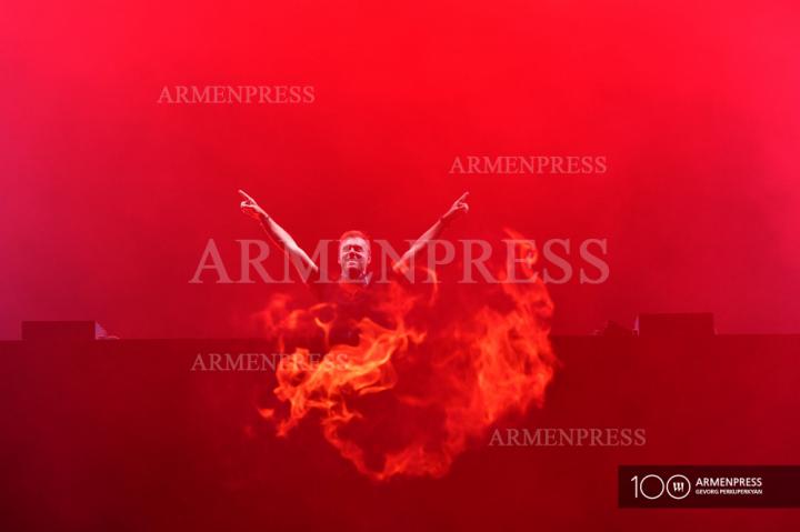 Armin Van Buuren