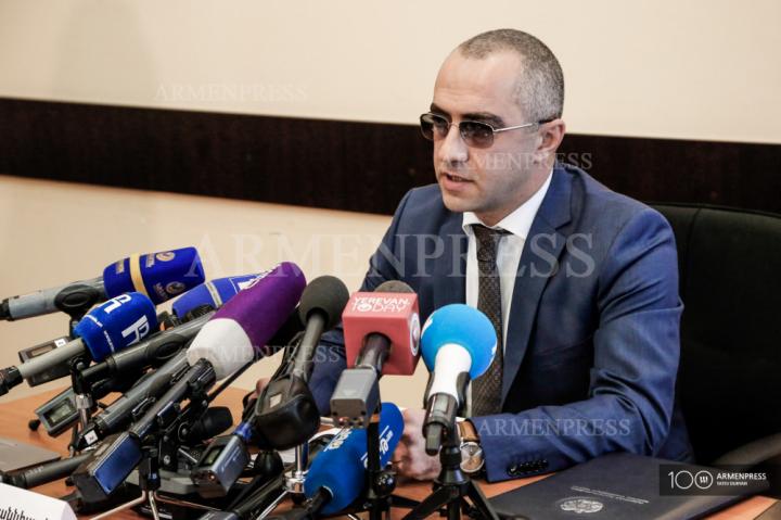 Conférence de presse du vice-président du Comité  des recettes 
publiques Edward Hovhannissian
