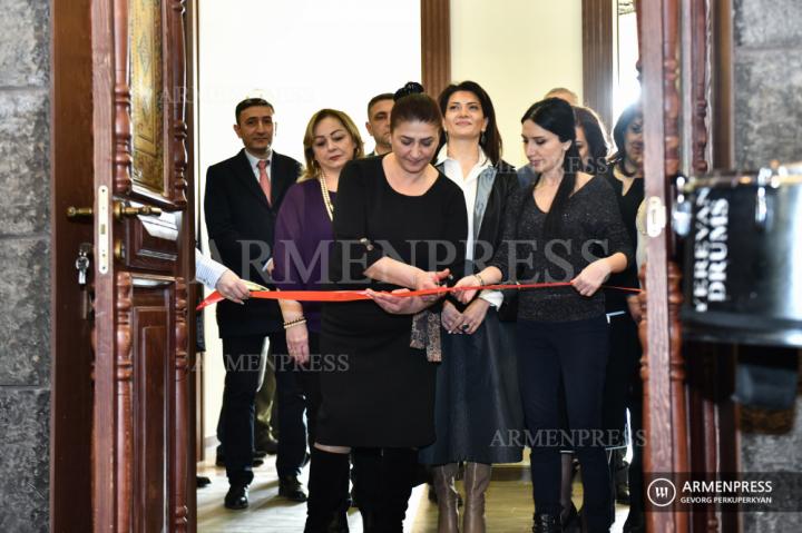 Une  salle nommée d'après le héros de la Guerre de quatre 
jours, Armenak Ourphanian, a été ouverte au Centre de 
réadaptation du Défenseur de la Patrie
