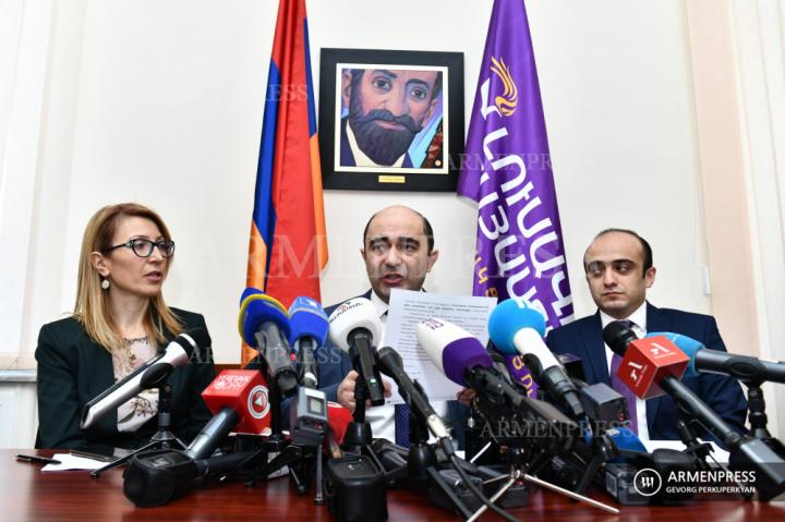 Մանե Թանդիլյան, Էդմոն Մարուքյան, Տարոն Սիմոնյան