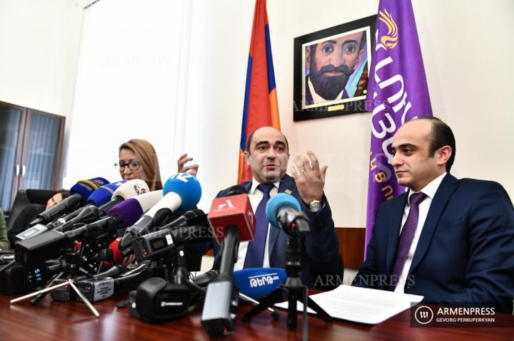 Մանե Թանդիլյան, Էդմոն Մարուքյան, Տարոն Սիմոնյան