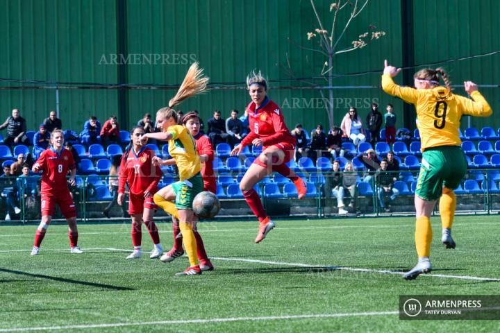 Match de l'équipe de football féminin de l'Arménie
