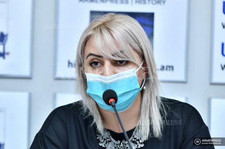 Conférence de presse de Gayane Nersissan, spécialiste en chef 
du Département de la protection de la nature de la municipalité 
d'Erevan
