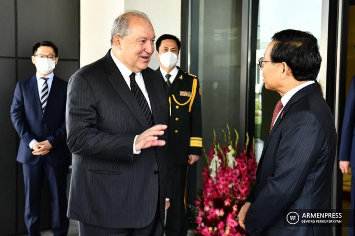 Armen Sarkissian, Tian Erlon
