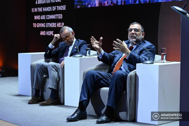 Ara Darzi, Ruben Vardanyan