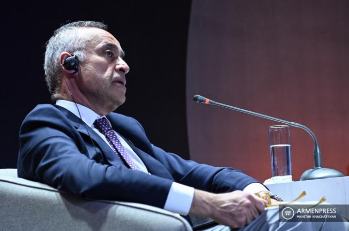 Ara Darzi