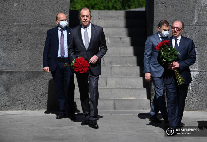 Sergey Lavrov, Ara Ayvazian
