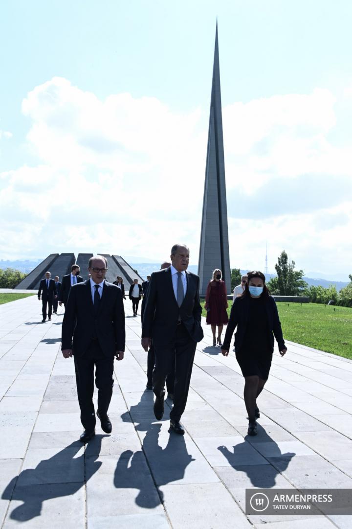 Sergey Lavrov, Ara Ayvazian