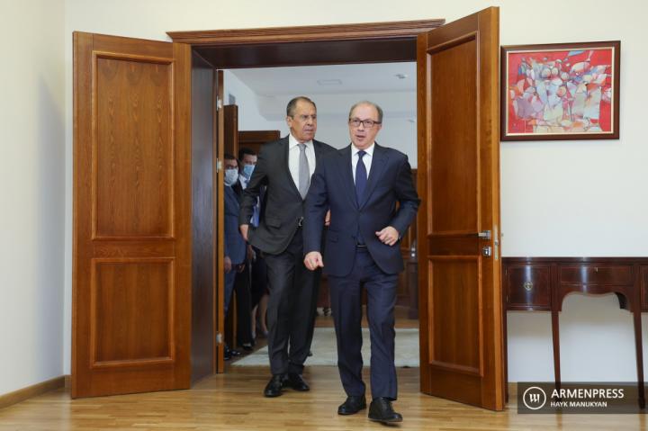 Sergey Lavrov, Ara Aivazian