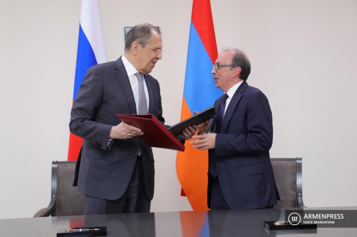 Sergey Lavrov, Ara Aivazian