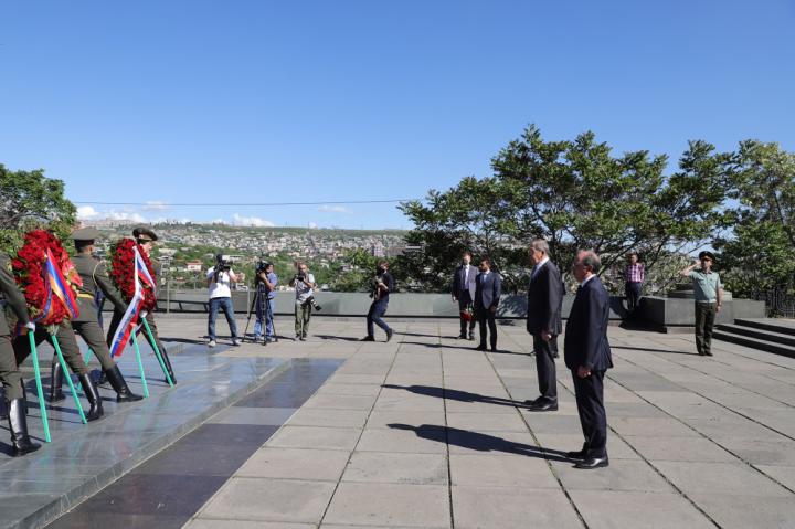 Sergey Lavrov, Ara Aivazian