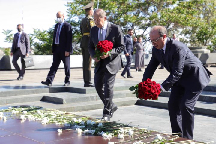Sergey Lavrov, Ara Aivazian