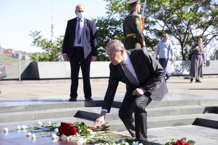 Sergey Lavrov, Ara Aivazian