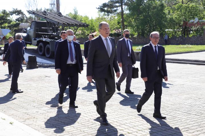 Sergey Lavrov, Ara Aivazian