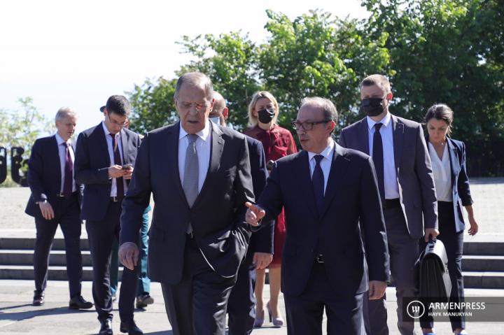 Sergey Lavrov, Ara Aivazian