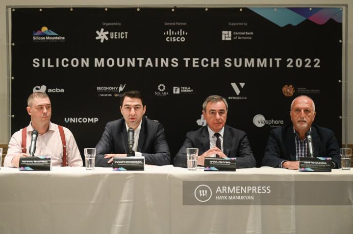 Conférence de presse dédiée au sommet technologique 
international SILICON MOUNTAINS 2022
