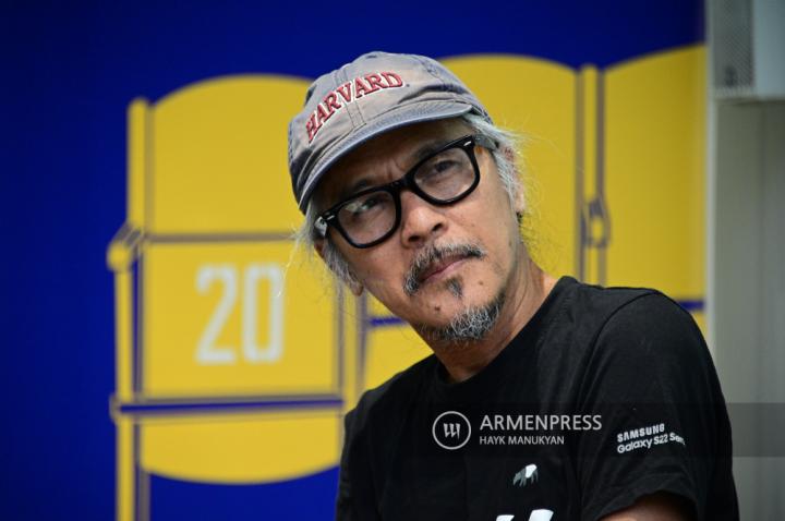 Press conference by filmmaker Lav Diaz, president of the 
jury for feature films at Golden Apricot film festival 