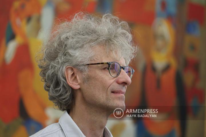 French violinist and composer Vincent Royer's press 
conference ahead of Yerevan concert 
