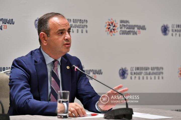 Zareh Sinanyan