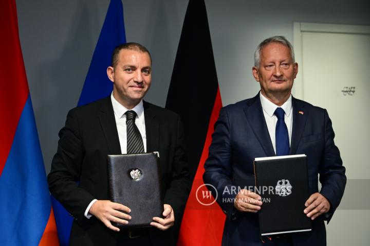 Հայաստանի Հանրապետության և Գերմանիայի 
Դաշնային Հանրապետության կառավարությունների 
միջև ֆինանսական համագործակցության մասին 
համաձայնագրի ստորագրումը

