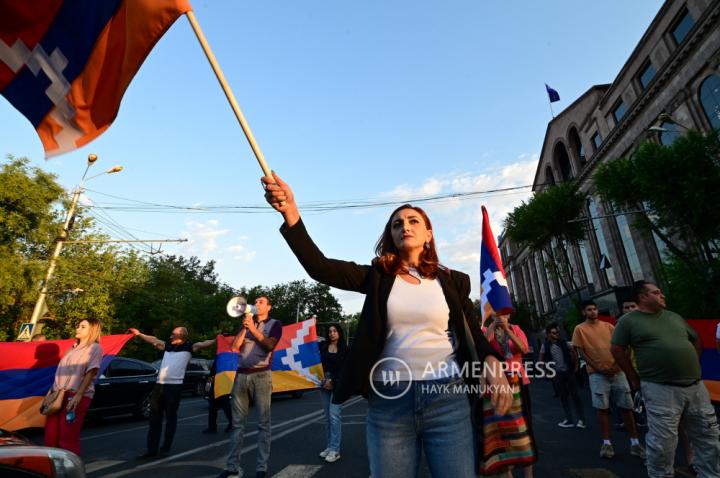 Demonstrators gather outside Russian Embassy in Yerevan 
to demand action against Azeri attack in Nagorno-Karabakh
