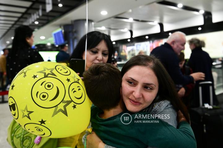Armenians evacuated from Israel arrive at Yerevan airport 
