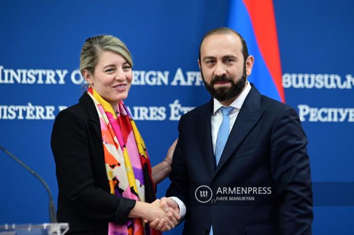 Joint press conference of Armenian and Canadian foreign 
ministers in Yerevan 
